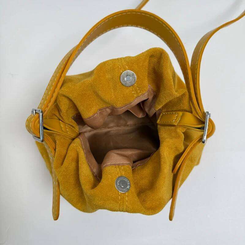 LEFTSIDE PU Leather Small Bucket Crossbody 2025 Winter Retro Female New Handbags and Purses Shoulder Bag