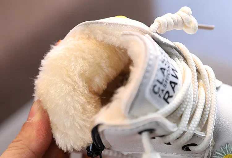 New Children Padded Boots Kids Winter with Flower Anti-slip Boots Thick Bottom Zipper Boots Girls Warm Snow Flat Shoes XJ250812