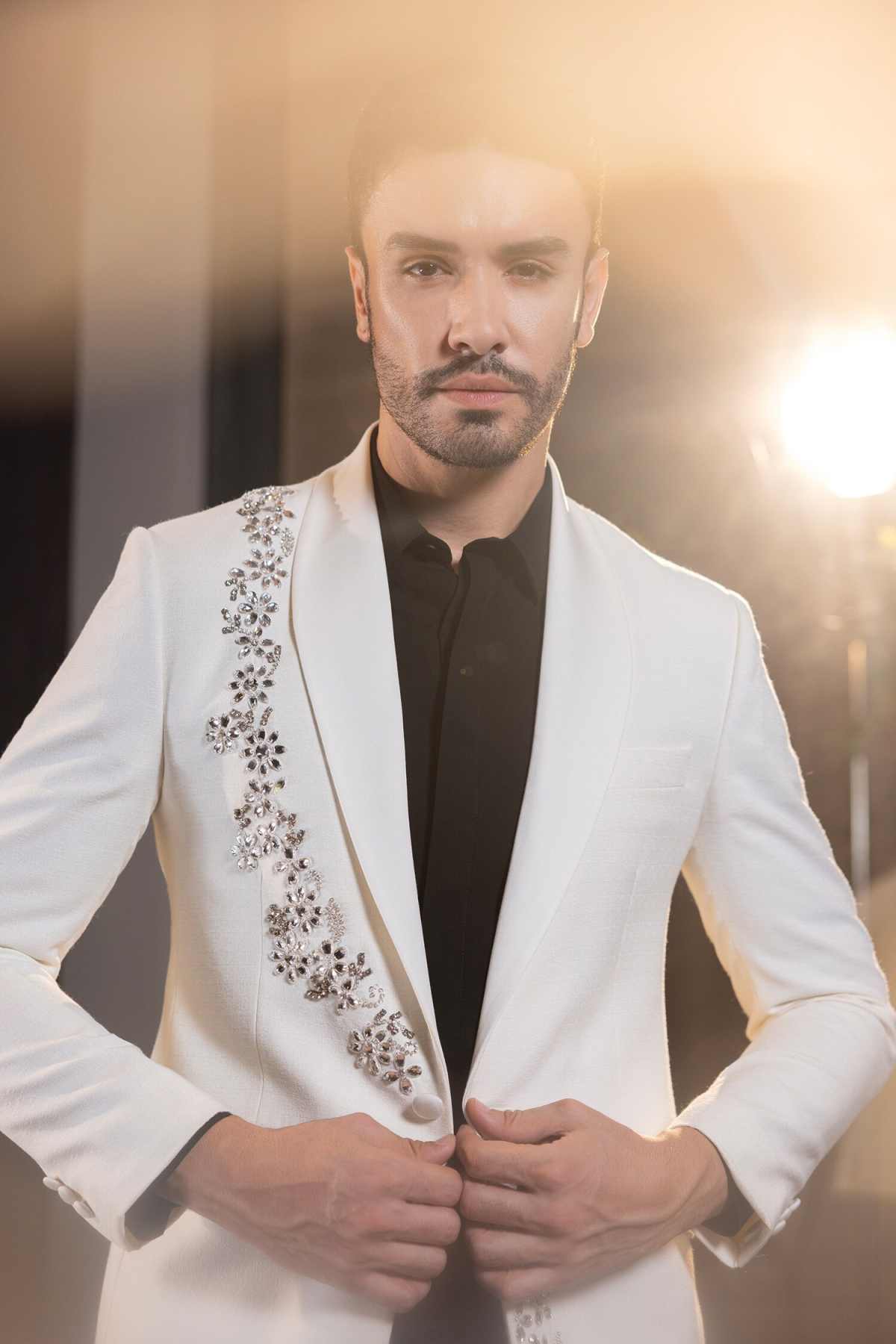 Luxury Crystal Men Suit Shawl Lapel 1 Piece Jacket Wedding Groom Tuxedos Party Business Customized