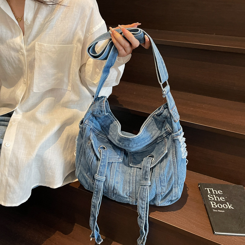 New Washed Denim Large Capacity Fashion Casual Tote College Student Shoulder Bag