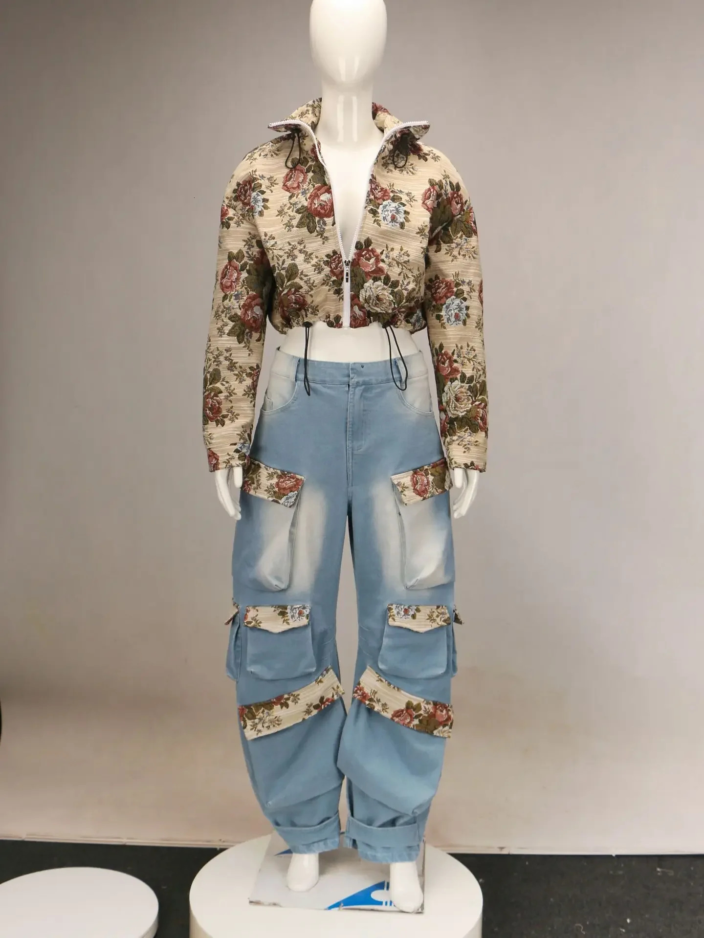 BWQ Washed Denim Womens Set Full Sleeve Floral Jacket and Pockets Cargo Jeans Pants Suit 2025 Street Two 2 Piece Set Outfit 250808