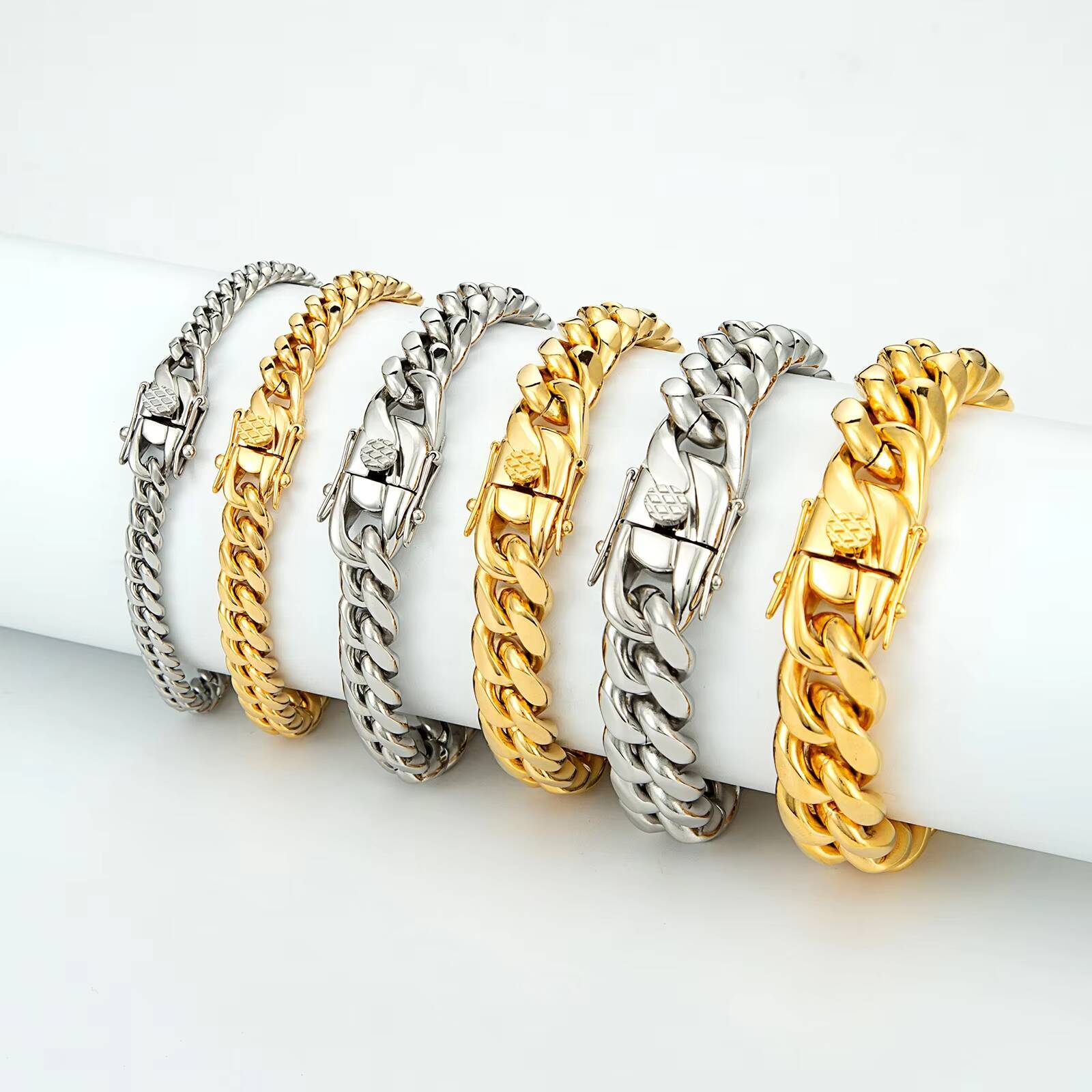 Custom Personal 18K Gold Plated Miami Cuban Link Chain Trendy Hip Hop Stainless Steel Necklace for Men Wedding or Gift