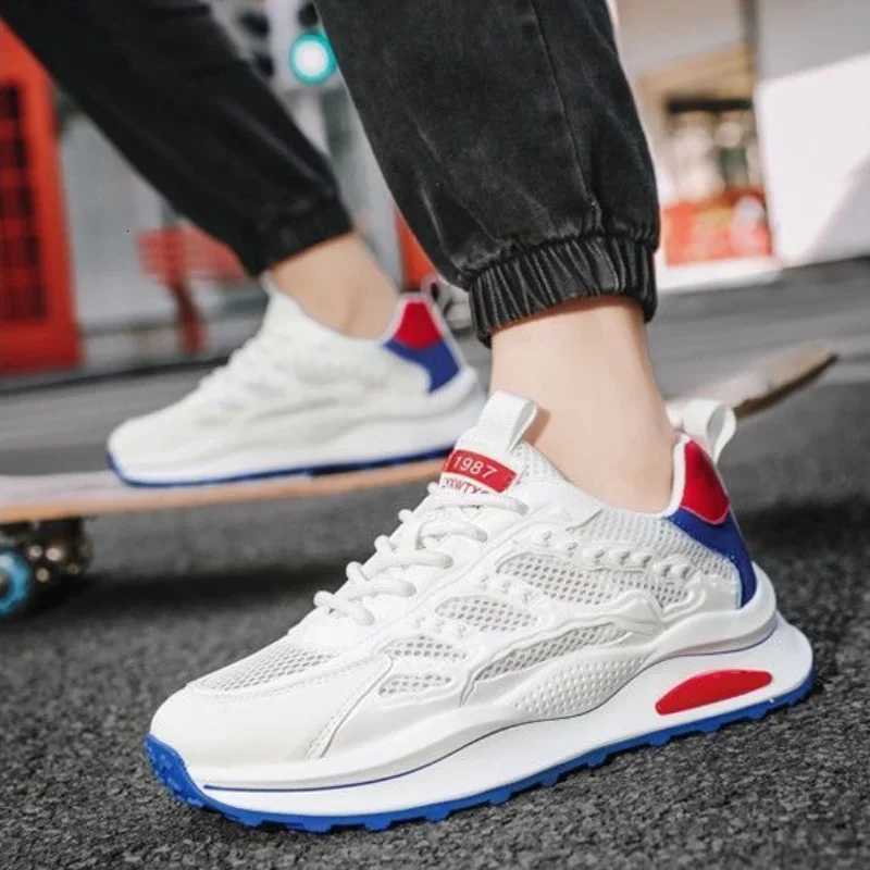 New Mens Shoes Lace-up Men Sneakers Breathable Platform Shoes Comfortable High Quality Casual Sneakers Non-slip Mens Tennis Shoes Z250812