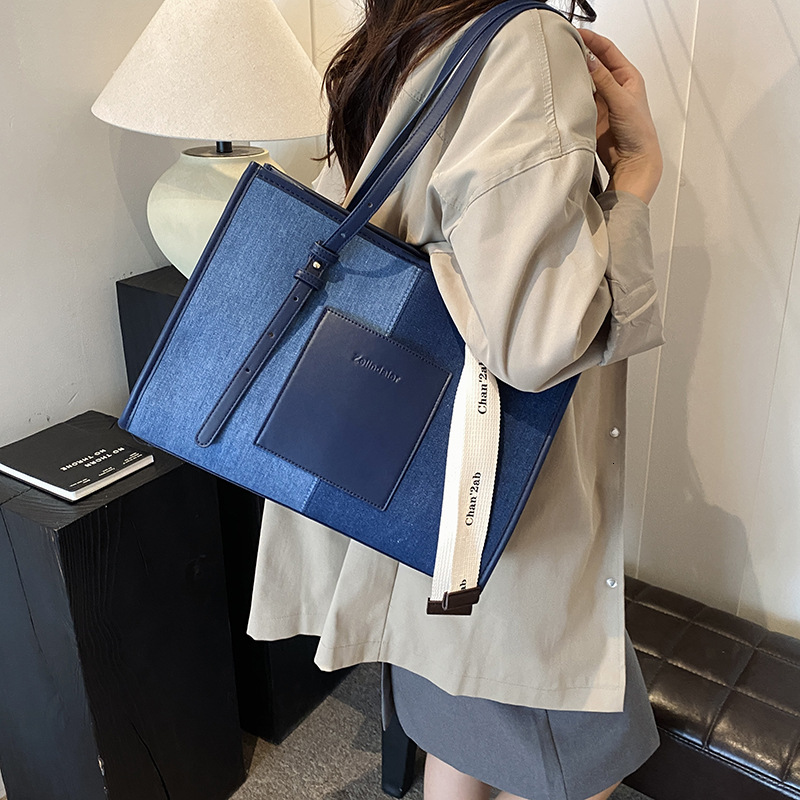 Spliced Denim for Women Underarm New Versatile Shoulder High-end Commuter Tote Bag