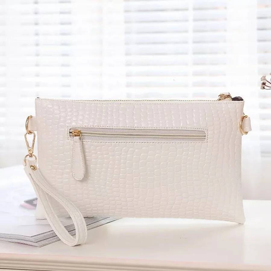 Colorful Rhinestone Women Clutch Designer Dia Ladies Evening Bag Chic Shoulder Crossbody Bags Party Small Purse