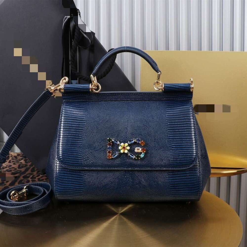Spring New Fashion High-end Single Shoulder Crossbody Bag Gold Silver Handbag
