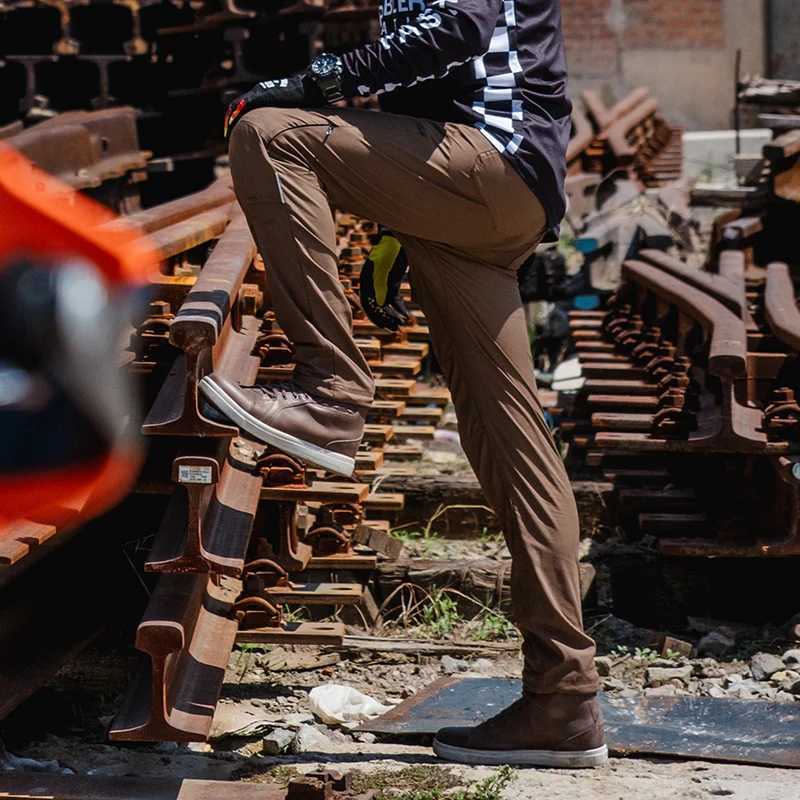 Mens Summer Motorcycle Pants Breathable Long Riding Trousers With Knee Hip Protection Anti-Scratch For Motocross Street Riding W250812