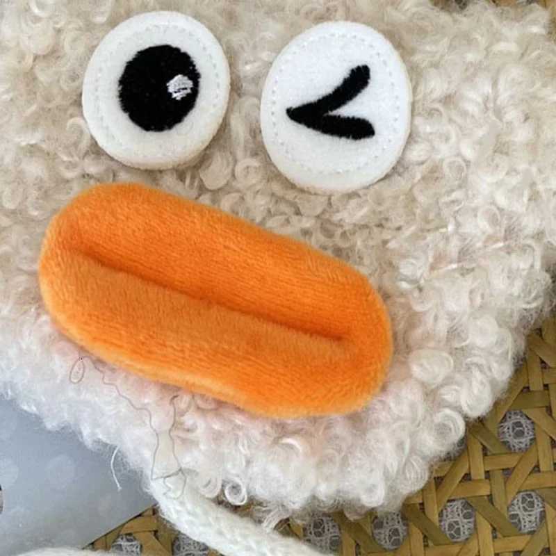 Japanese Plush Apple Ear Muffs Ladies Plush Earplugs Cold Ear Muffs Warm Cute Plush Windproof Ear Muffs Bike Accessories XJ250812