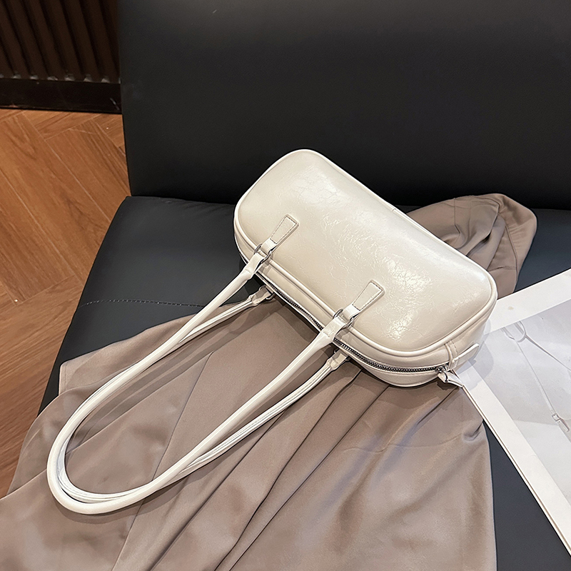 Underarm Bag for Women, Large Capacity, 2025 New Fashionable Niche Design, Single Shoulder Handbag, 8880