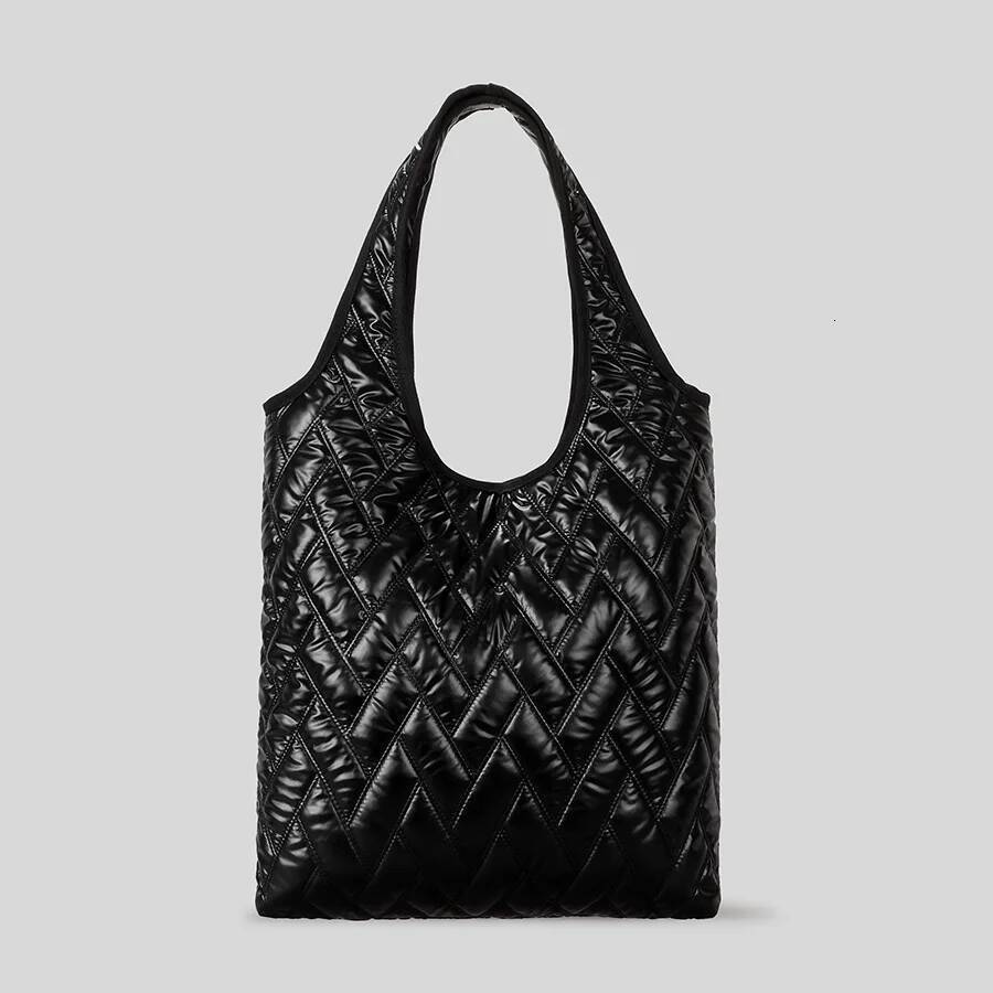 Casual Large Capacity Quilted Padded Women Shoulder Bags Sier Nylon Underarm Bag Soft Puffer Handbags Big Shopper Purses 2025
