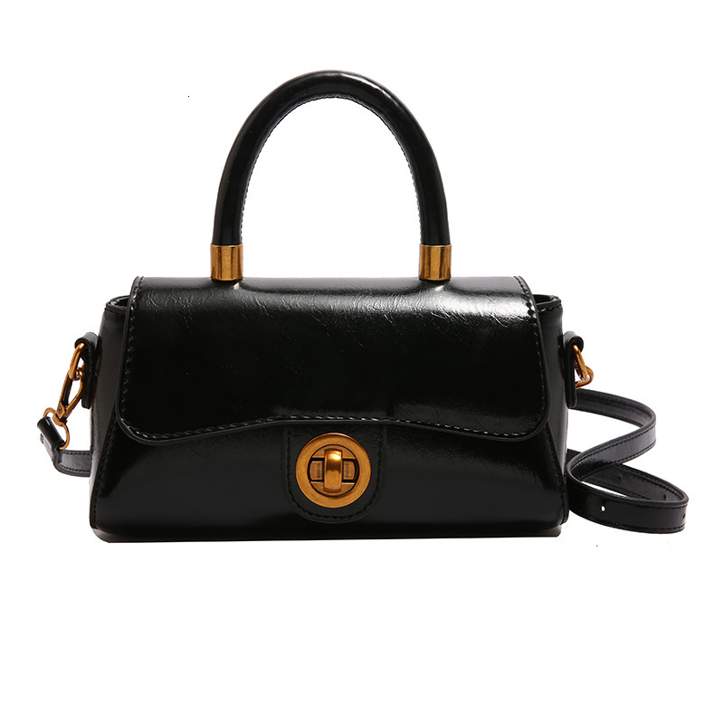 New autumn shoulder bag for 2025, retro niche design, fashionable women's crossbody bag, designer bag, handheld small square bag, commuting shoul