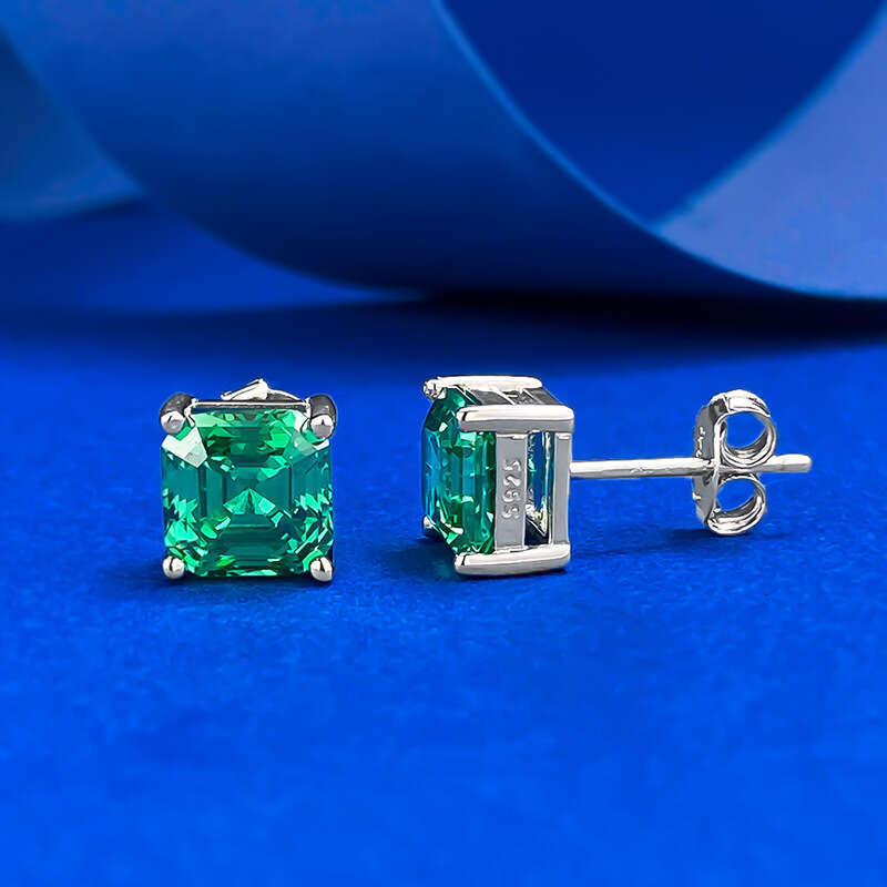 Mujing 2025 New Simple 7*7mm Emerald Pagoda Car Flat Simulated Dia Four-Prong Earrings Jewelry