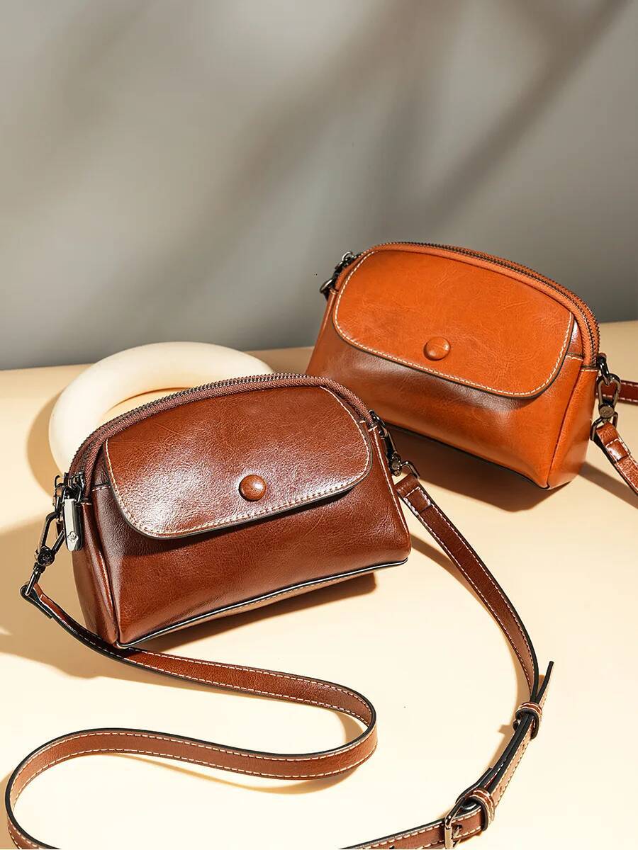 2025 Small Shell bag leather lipstick Pouch lady cellphone purse designer shoulder crossbody handbag mini ddmymarket