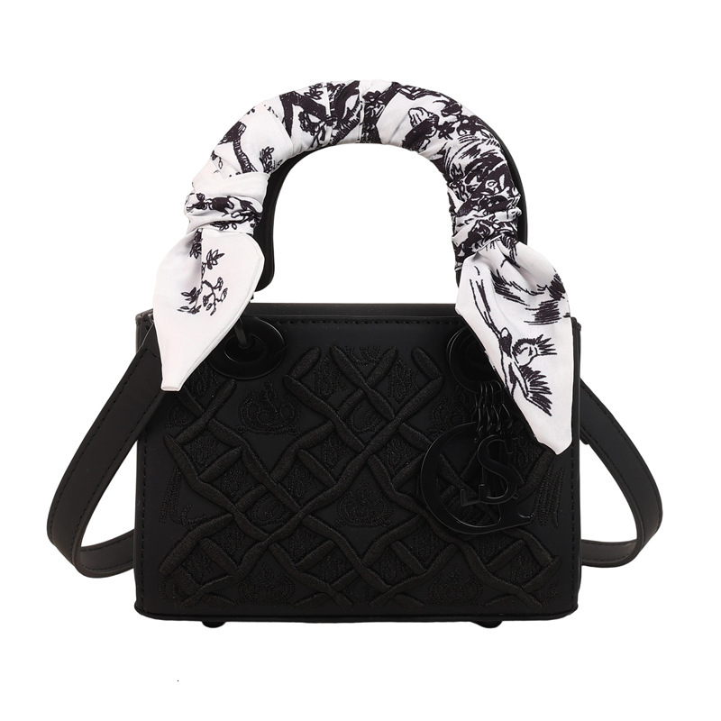 Heavy Embroidery Quilted Mini Crossbody High-End Feel Scarf Shoulder Handbag Women's Bag