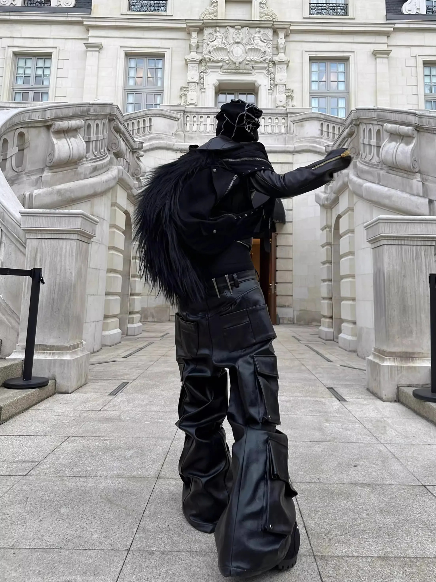 Mauroicardi Spring Cool Long Baggy Black Pu Leather Wide Leg Cargo Pants Men with Many Pockets Mens er Clothes Streetwear 250812