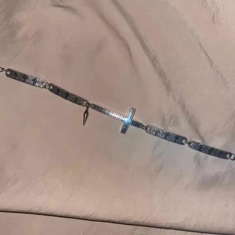 Punk Jewelry Spliced Cross Rivet Necklace Grunge Rock Cool Accessories Cool Necklace for Men Women Goth Korean Fashion Choker 250807