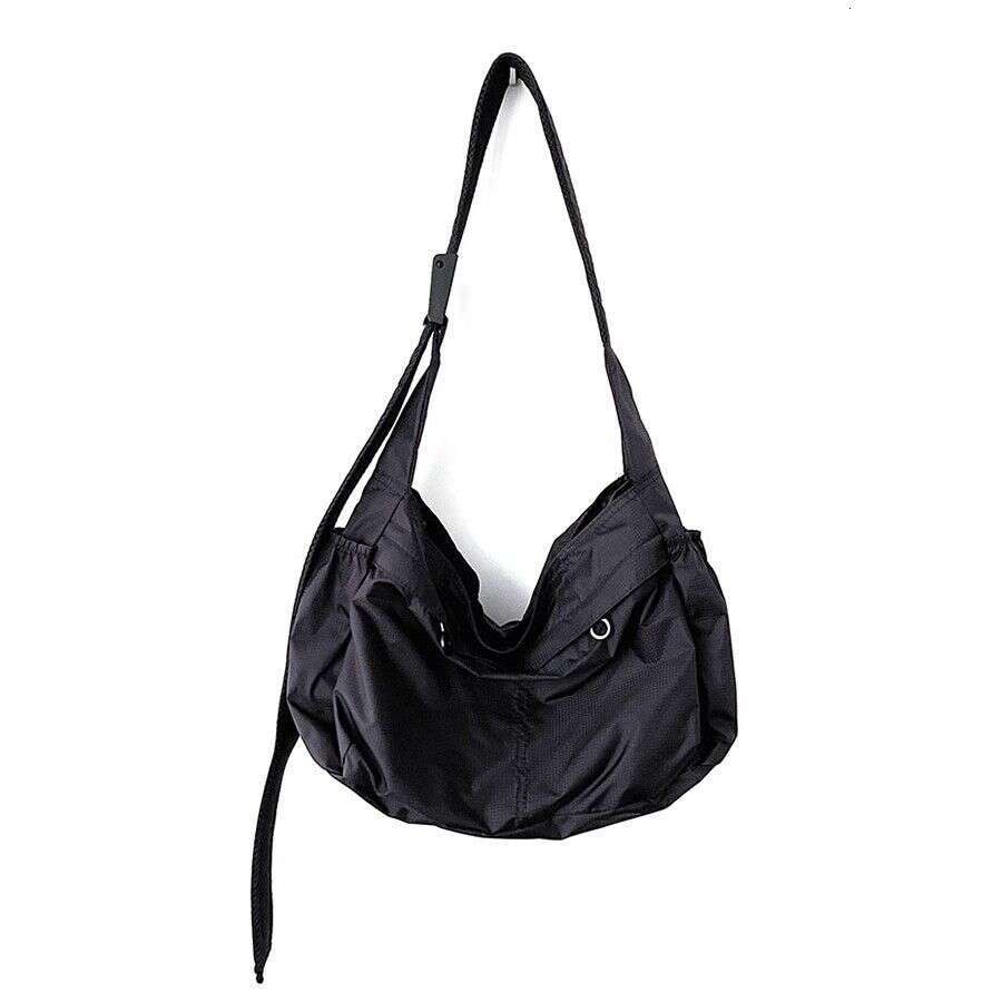 High-End Nylon Dumpling Unisex Crossbody Simple Sports Style Large Capacity Casual Shoulder Tote Bag