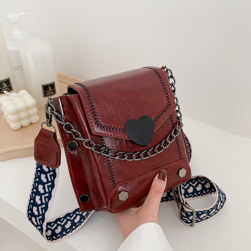 Internet Celebrity for Women New Trendy Korean Version Versatile Textured Crossbody Wide Strap Fashion Single Shoulder Small Square Bag ddmymarket