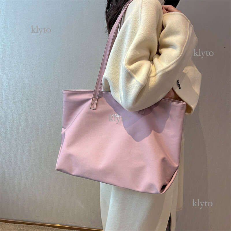 Designer Nylon tote bag Waterproof Single Shoulder Canvas Commuter for Women Capacity Summer Work Tote Handheld Large Bags