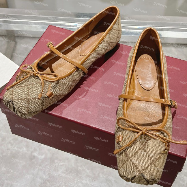 Luxury Women Horsebit Ballet Flat Shoes Designer Ballet Dress Shoes Bow Silk Round-toe Shoes Bottom Comfortable Retro Mary Jane Shoes35-42