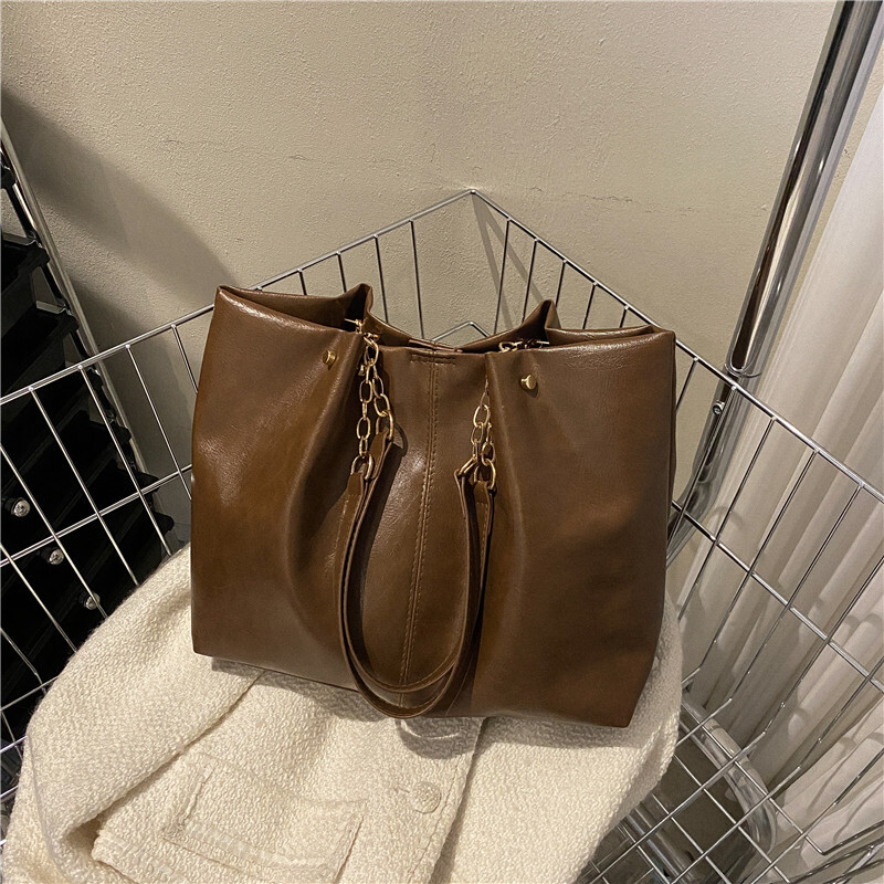 Soft Texture Women s New Fashion Casual Chain Shoulder Large Capacity Commuter Tote Bag Trendy ddmymarket