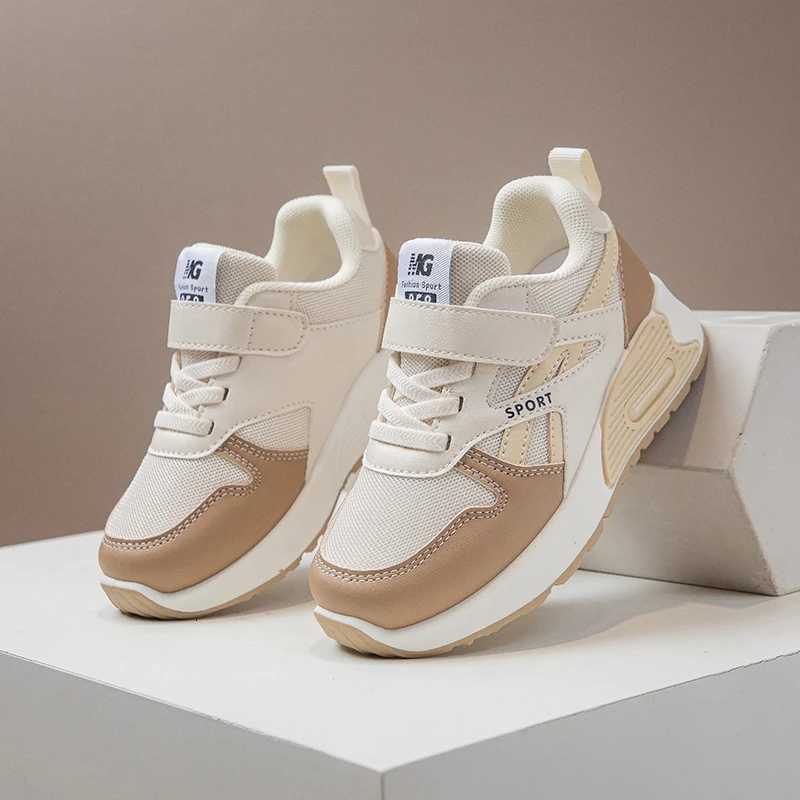 Kids Spring/autumn Fashionable Breathable Thick Sole Lightweight Sports Sneakers Baby Soft/Simple School Students Running Shoes M250812