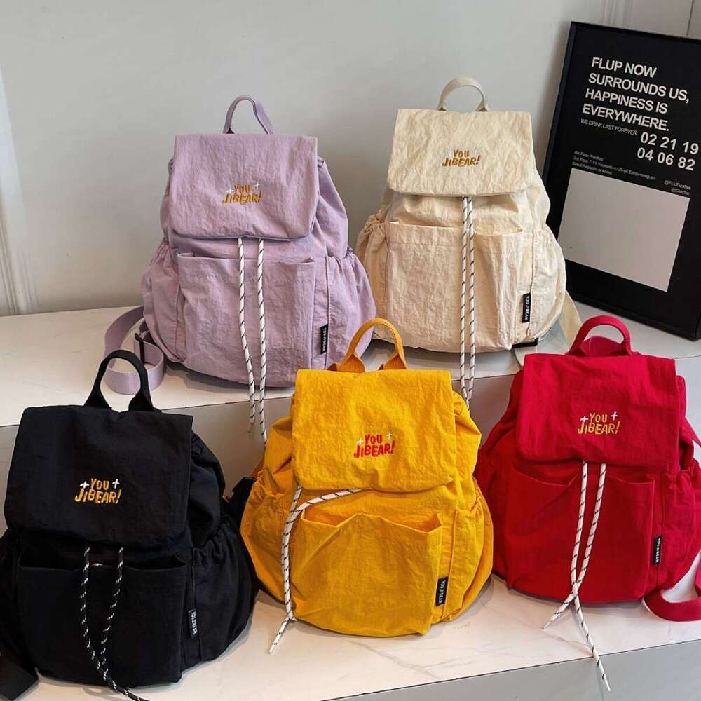 2025 New Korean Version Large Capacity Waterproof Casual Lightweight Gym Sports Travel Bomb Bag Small Backpack