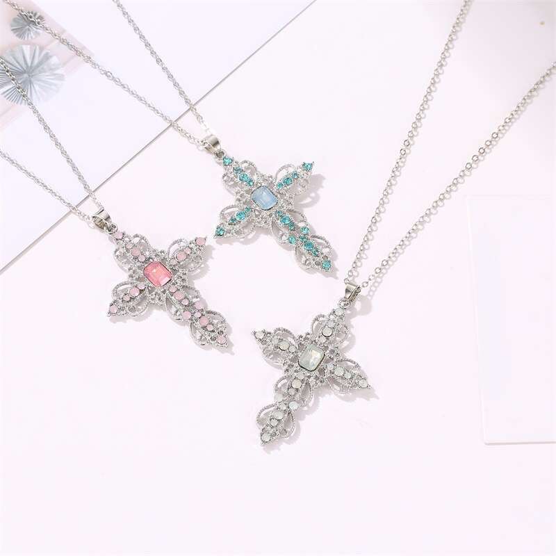 Fashion Classic Hot-Selling Cross Necklace Bohemian Style Hollow Dia-Studded Choker Clavicle Chain