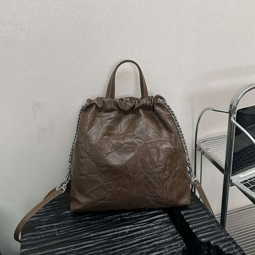 New Genuine Leather Handheld Pattern Women's Top Layer Cowhide Double Backpack Large Capacity Single Shoulder Chain Bag designer bag B5