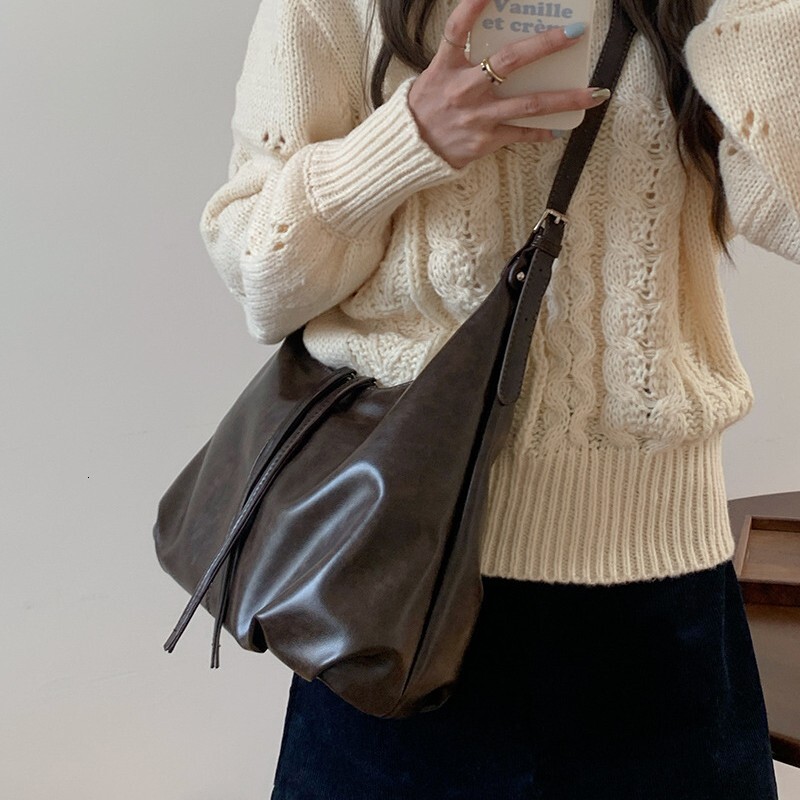 designer bag Luxury bag Wasteland Style Retro Underarm Bag for Women Summer New Lazy Fashion Korean Version Tote Bag Large Capacity Crossbody Bag