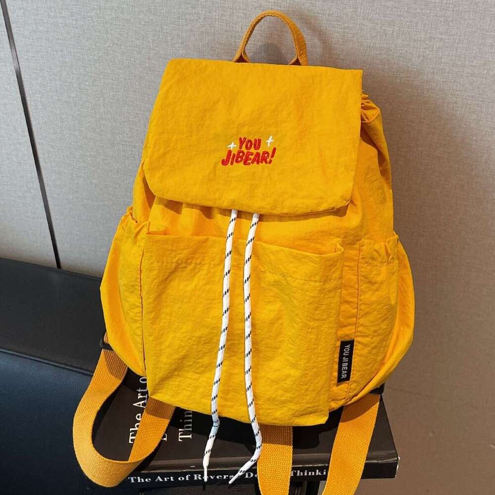 2025 New Korean Version Large Capacity Waterproof Casual Lightweight Gym Sports Travel Bomb Bag Small Backpack