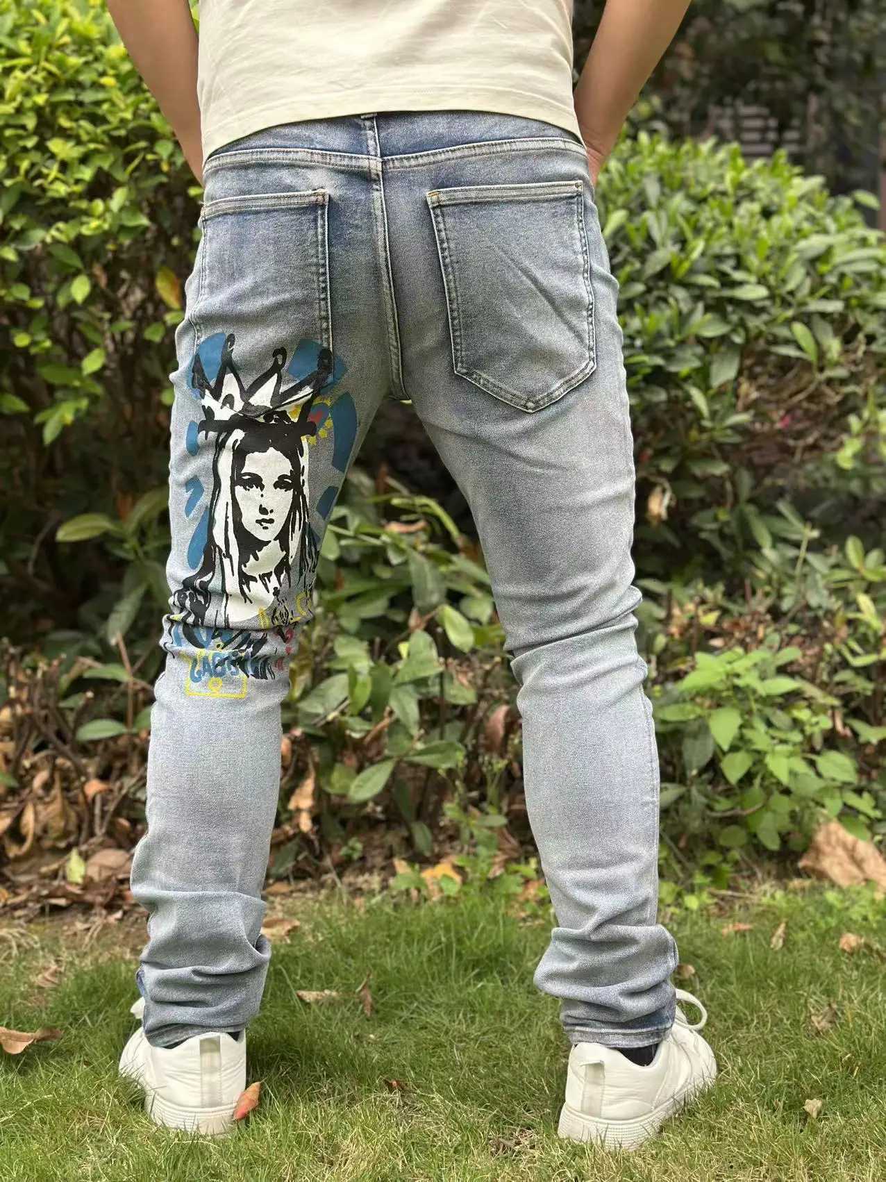 Street casual wear mens jeans fashionable prints classic style trousers with a waist-cinching design. Light Blue Version X250812
