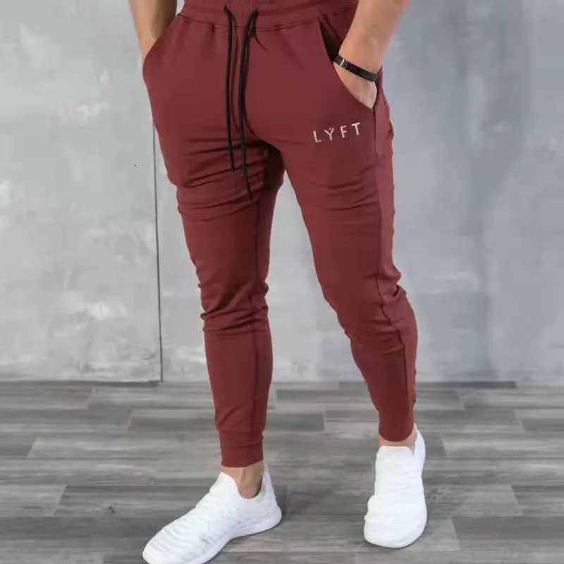 2024 LYFT Muscle Fitness Brothers Summer New Trendy Casual Sports Pants Outdoor Running Breathable Lightweight Feet W250812