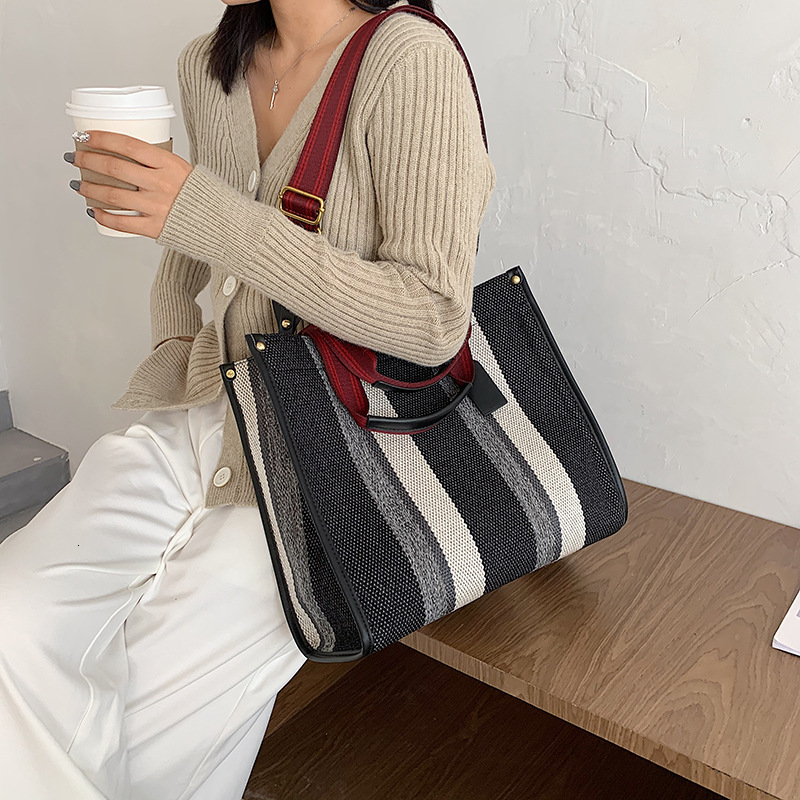 New Fashion High-Quality Striped Color-Block Shopping Tote Handbag Shoulder Trendy Women's Bag