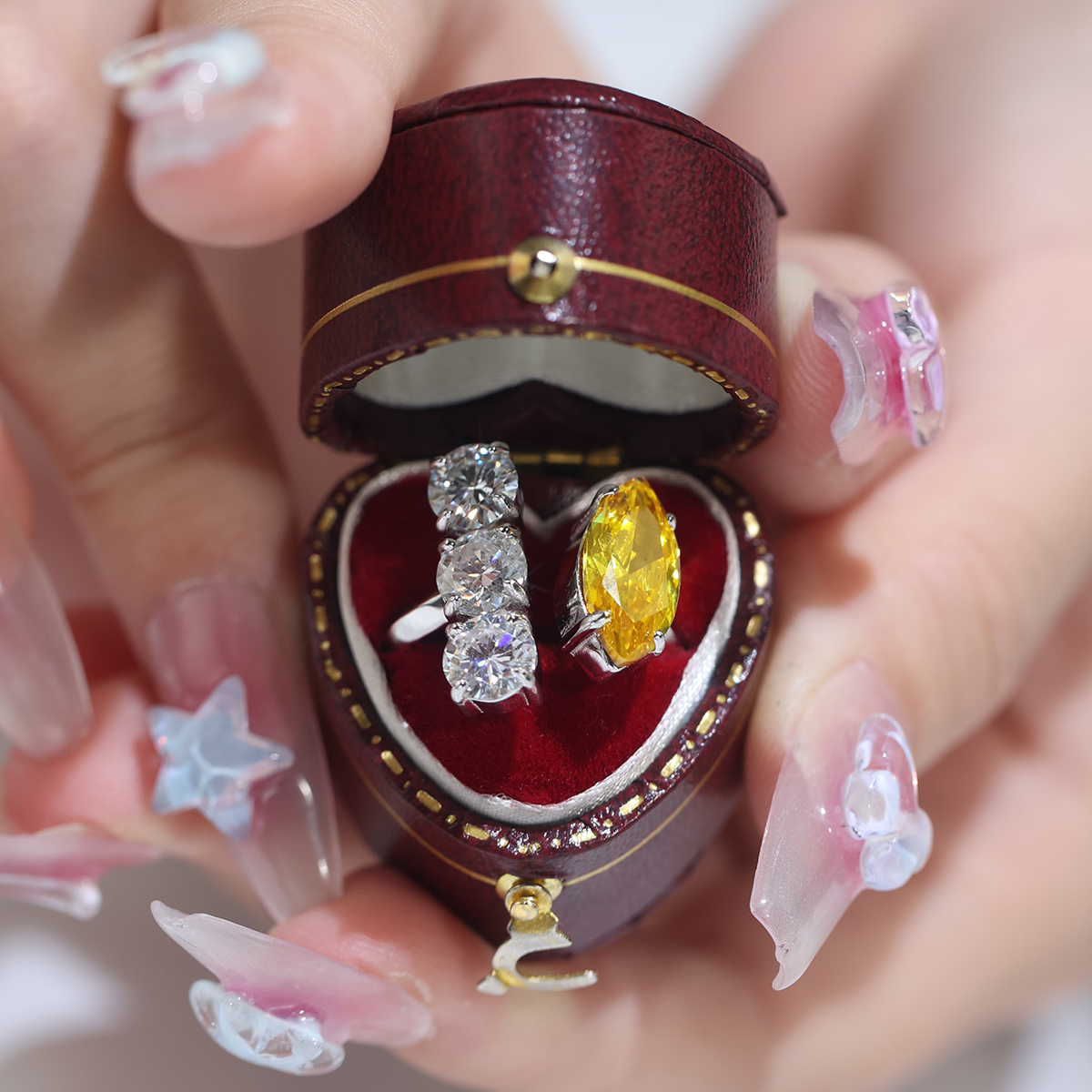 MT 2.4ct Moissanite Ring for Women 925 Sterling Silver Gemstone Marquise Emerald Zircon Jewelry Gifts for Valentine's Day, Mother's Day, Bir