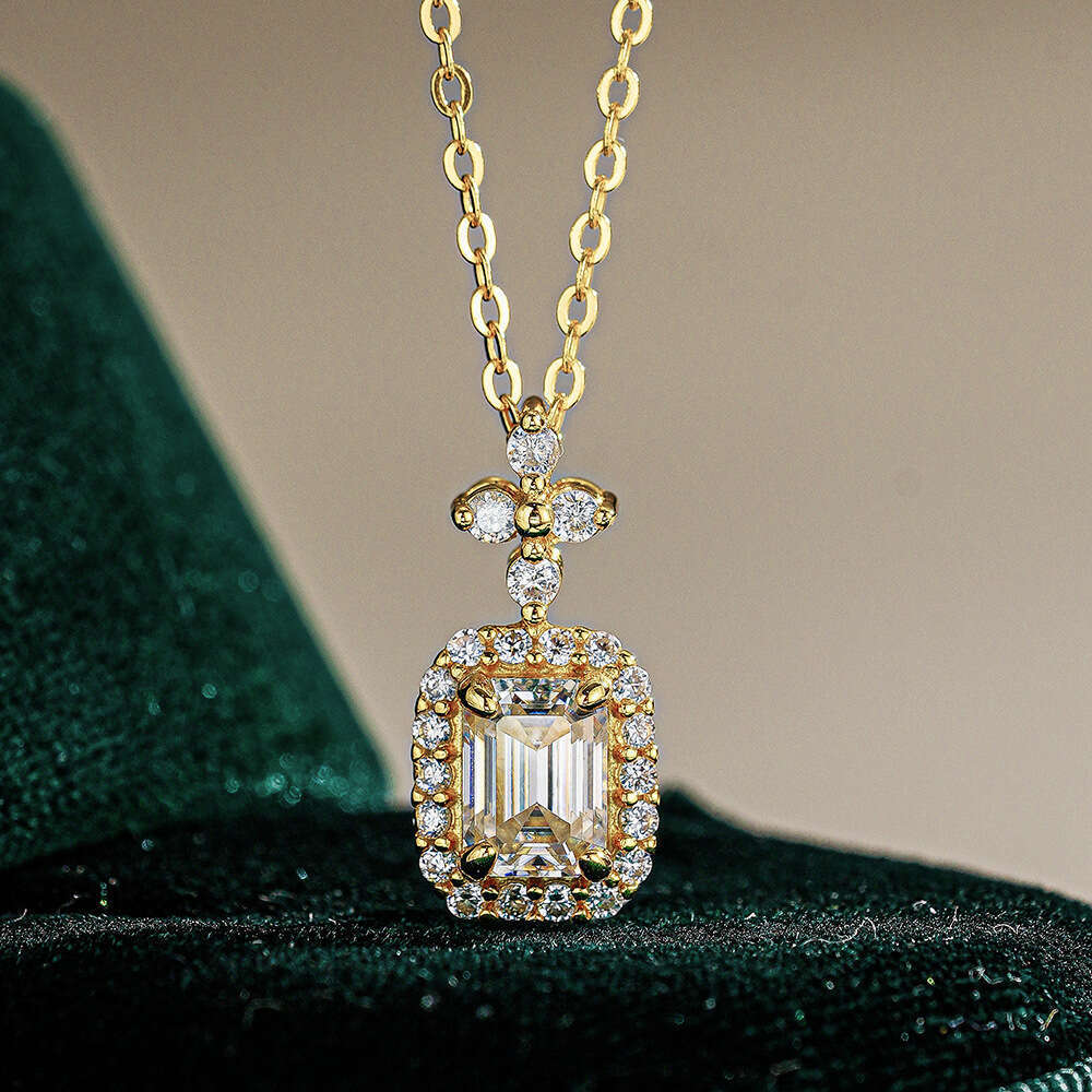 Designer Rectangular Pendant Emerald Female 14K Jewelry Gold Plated Sterl Sier Full Moissanite Necklace