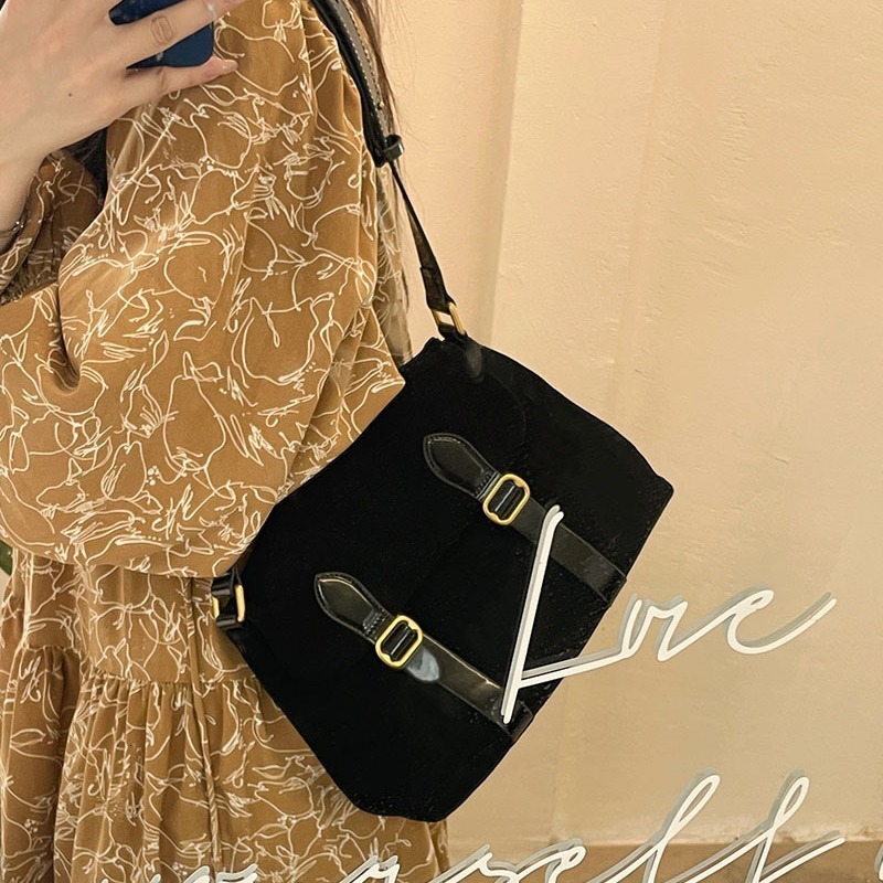 Women's Korean Design Matte Shoulder Crossbody Messenger Autumn Winter Large Capacity Underarm Bag