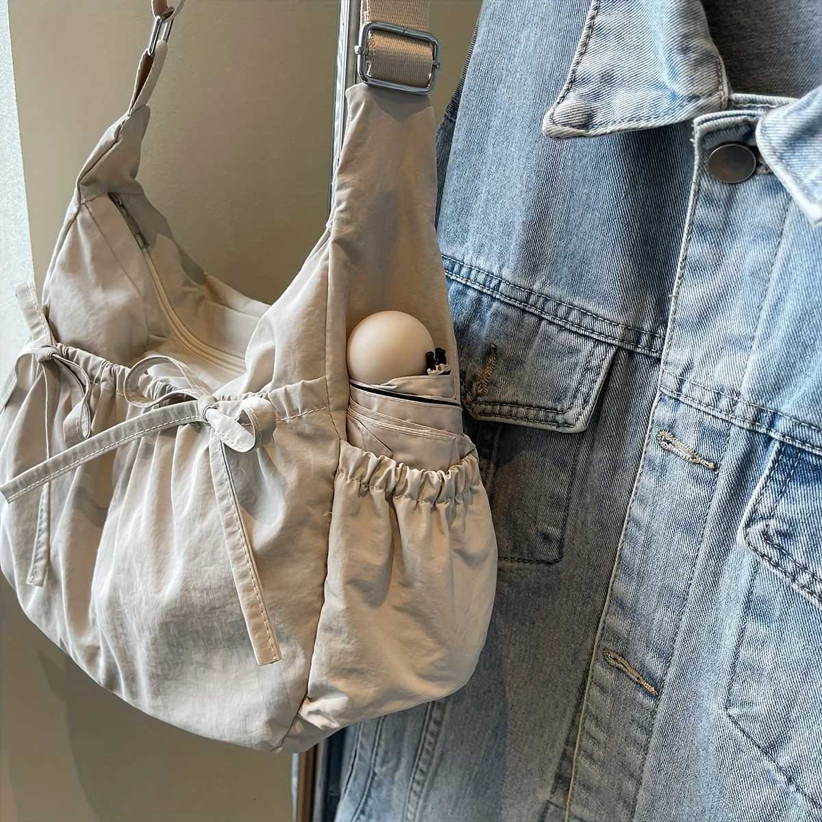 Fitness Bag Tote Bag Casual Versatile Day Series Large Capacity Summer Travel Simple Solid Color Light Commuter Shoulder Bag Z250812