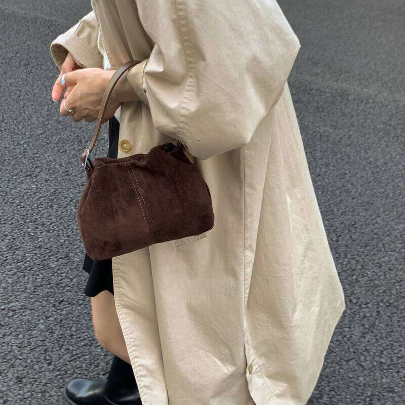 LEFTSIDE PU Leather Small Bucket Crossbody 2025 Winter Retro Female New Handbags and Purses Shoulder Bag