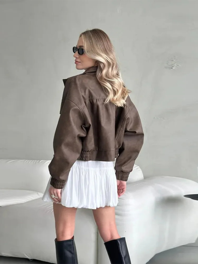 PU Leather Zipper Short Jacket Women Lapel Long Sleeve Loose Pocket Street Coat 2025 Autumn Motorcycle Female Bomber Outwear 250811