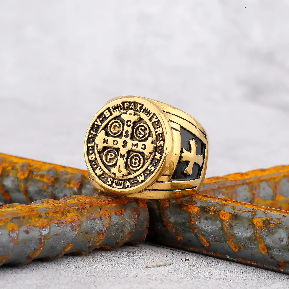 Never Fade Stainless Steel Personalized Cross Mens Faith Ring Hip Hop Punk Boyfriend Mens Jewelry Creative Gift Wholesale 250812