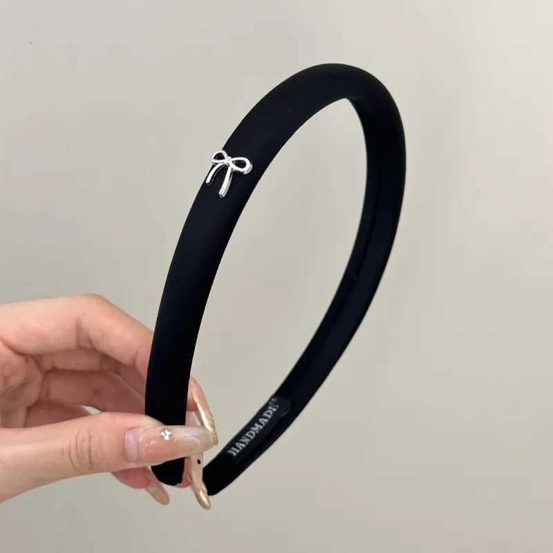 Korean Bow Fabric Sponge Hair Hoops Hairband for Women Sweet Solid Color Elastic Wide Hair Band Wear Hair Accessories X250812