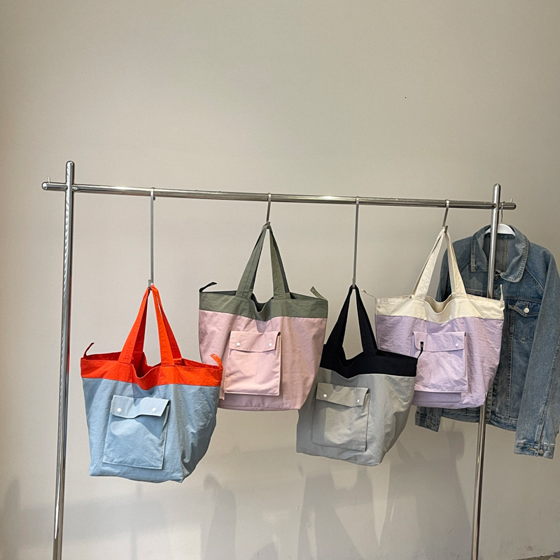 Large Capacity Fabric Lazy for Women New Trendy Fashion Simple Color-Block Casual Commuter Shoulder Tote Bag