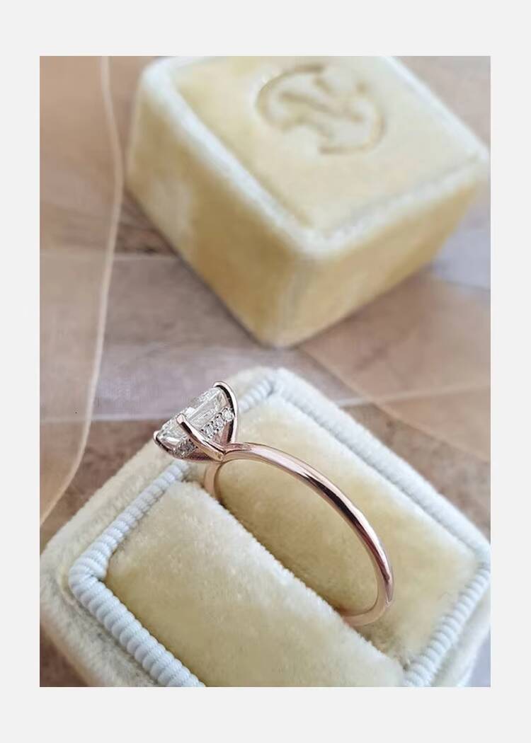 Wholesale Rate AU585 Rose Gold 2.0 ct Princess Cut Moissanite Classic Solitaire Setting Engagement Ring