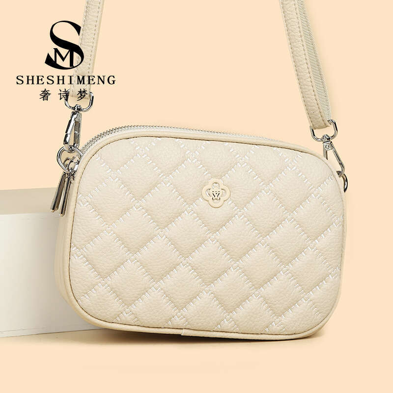 2025 New Women's Fashion Casual Single Shoulder Crossbody Korean Version Simple Trendy Versatile Quilted Niche Bag