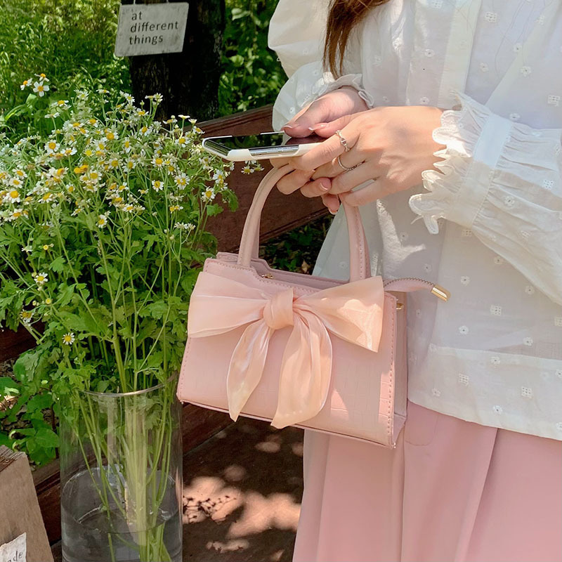 designer bag 2025 Niche Design New Women's Bag Fairy Style Bowknot Handbag Small Square Bag Luxury bag Sweetheart Girl Shoulder Crossbody Bag