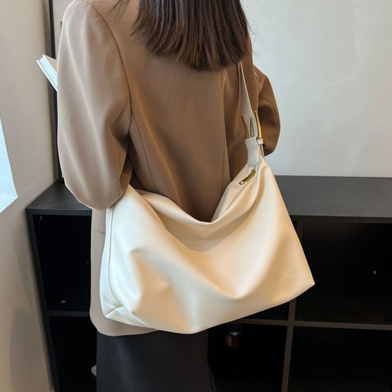 designer bag Large Capacity Crossbody Bag for Women, Spring and Summer, University Class Luxury bag Design, Soft Minimalist Style, Commuter Soft Leath