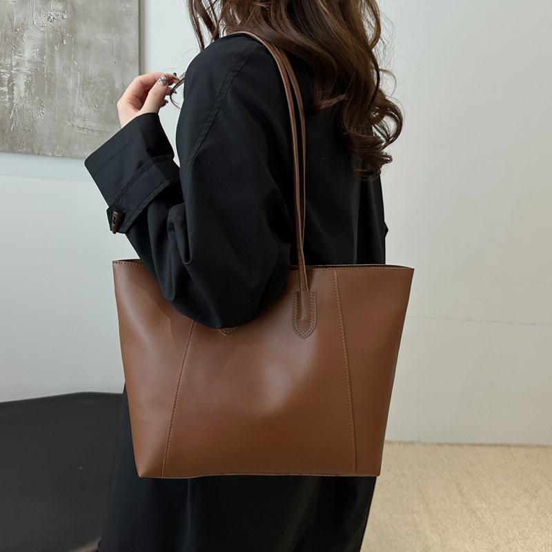 New Large Capacity Commuter Casual Simple Pendant Autumn Winter Feel Single Shoulder Tote Women s Bag ddmymarket