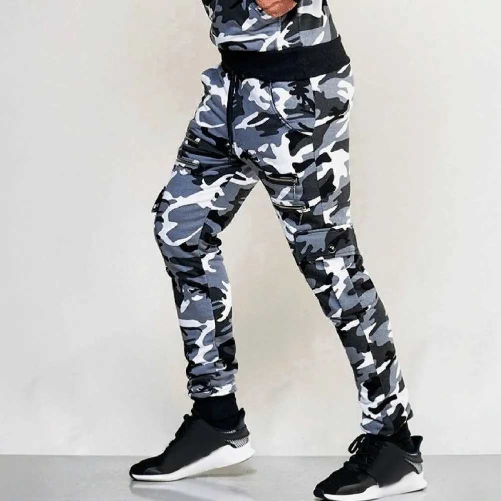 Summer Men Cargo Pants Camouflage Print Multi Zippered Pockets Drawstring Elastic Waist Ankle-banded Slim Outdoor Pants X250812
