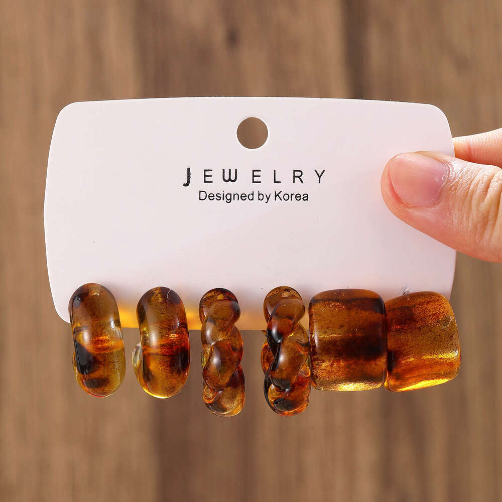 Melard Style Coffee Color Cuff Set Niche High-end Clips Hoops Earrings Ear Jewelry for Women